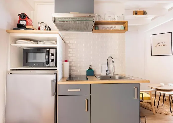 T2- Indus' Appart'/ Wifi / Parking